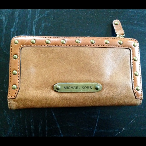🚫SOLD🚫REDUCED!!! Michael kors wallet