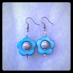 ($1) earrings
