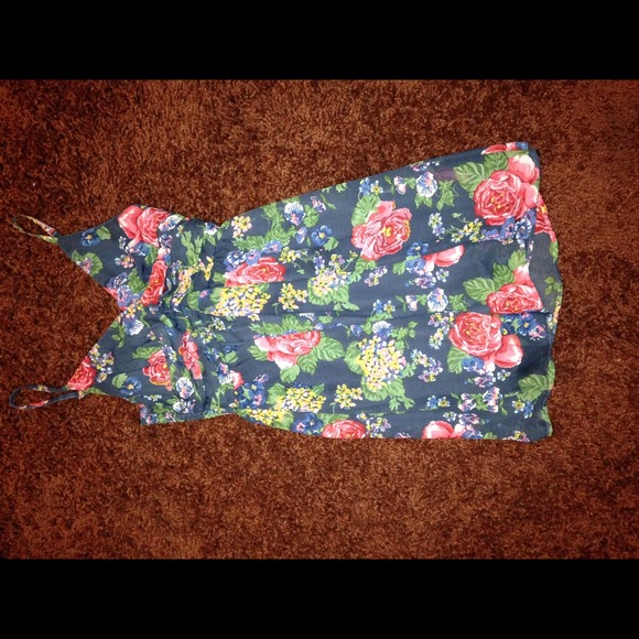 Floral chiffon dress with thin straps