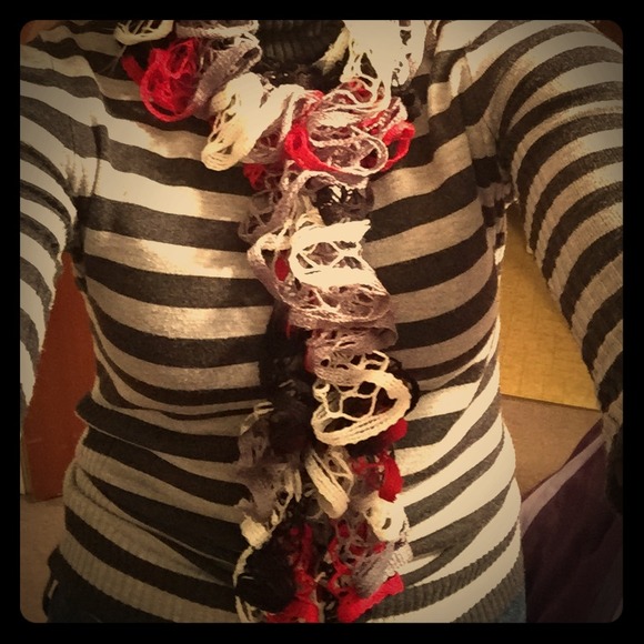 NWOT Ruffle scarf! Black, white, and red! 😍