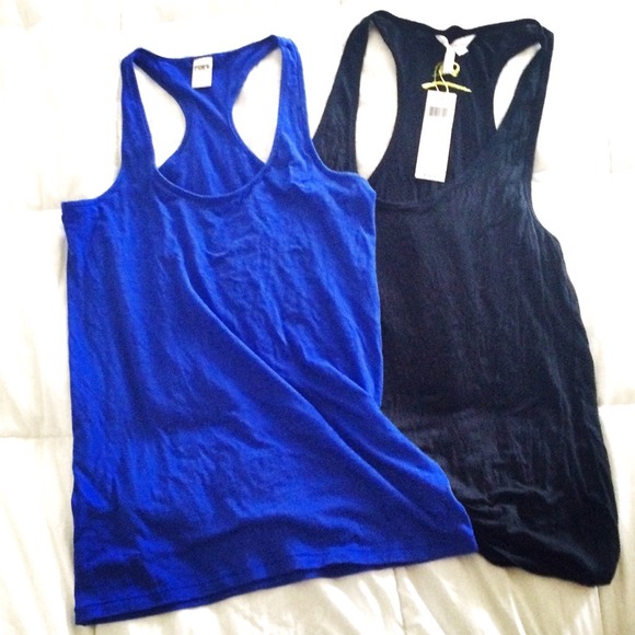 VS PINK Tank NWOT 💕