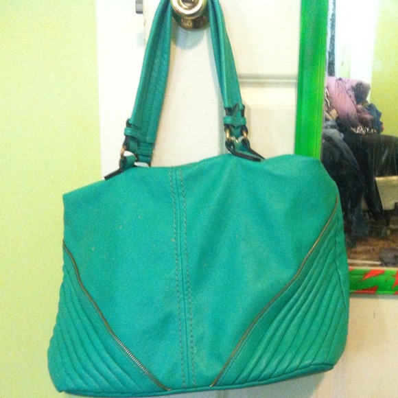 Teal buckle purse!!