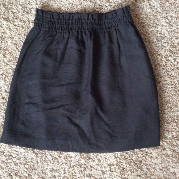 J. Crew Dresses & Skirts - J. Crew elastic waist skirt