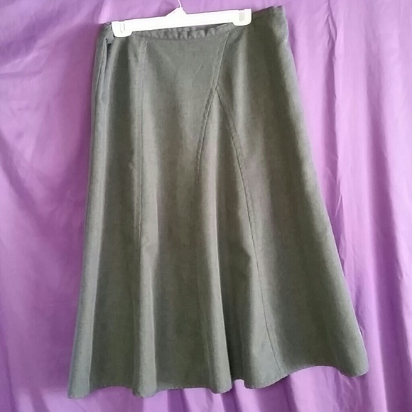Grey winter tulip skirt