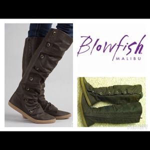 Free shipping or 20% off bundles of 2 or more!!