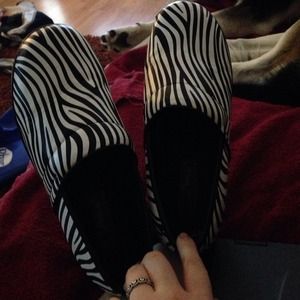 Dansko like zebra shoes