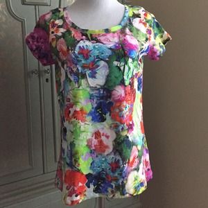 Lands' End floral cotton T Shirt size M NWOT