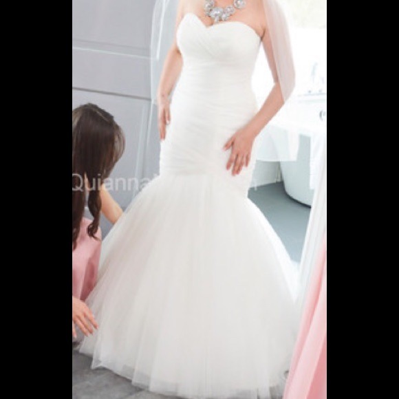 Wedding Dress - Picture 3 of 3