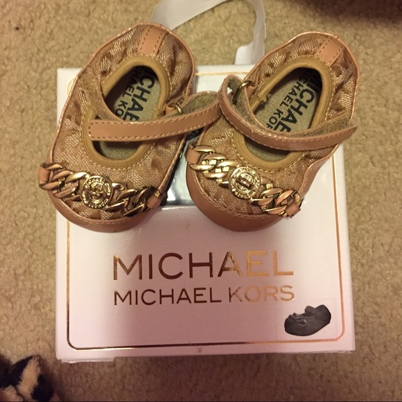 Infant sandals