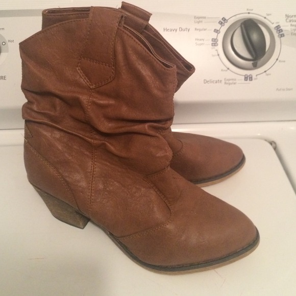 Brown boots