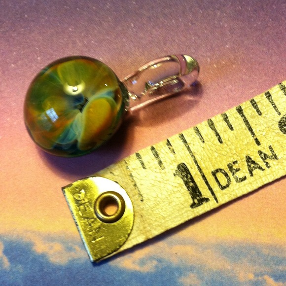 Lampworked glass pendant - Picture 2 of 4
