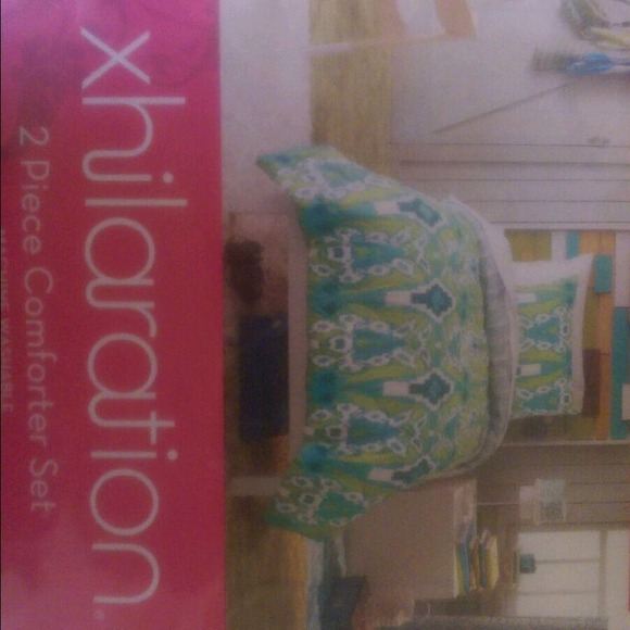 Twin 2 piece bed spread