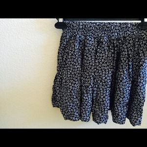 ‼️PRICED REDUCED‼️Brandy Melville Skirt 🌸