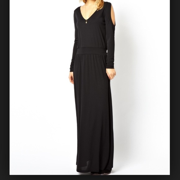 Cold shoulder maxi dress in Gray