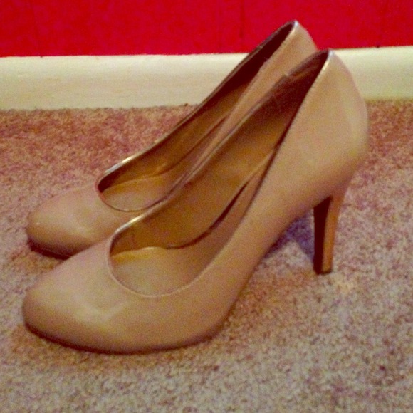 Nude and gold heels