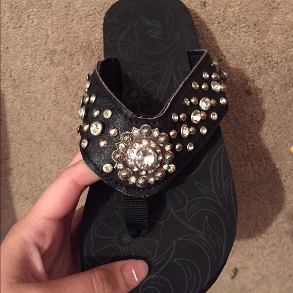 Sparkly sandals flip flops