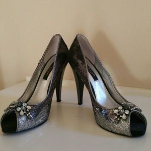 Nina New York sparkly pumps