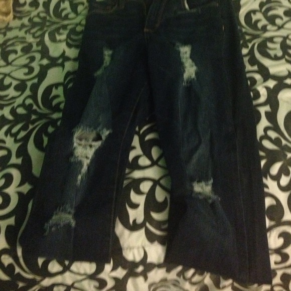 High Rise Ripped Jeans - Picture 2 of 3