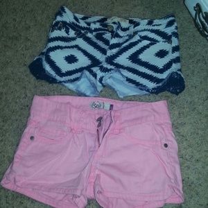 2 pairs of shorts