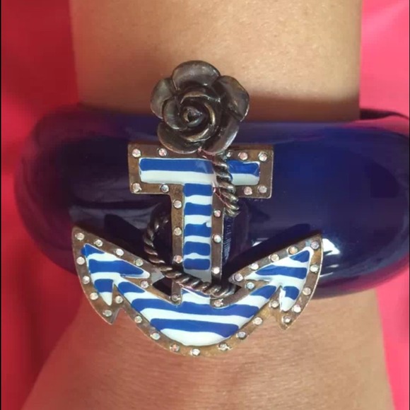 ISO BETSEY JOHNSON ANCHOR BANGLE
