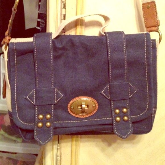 Fossil Satchel