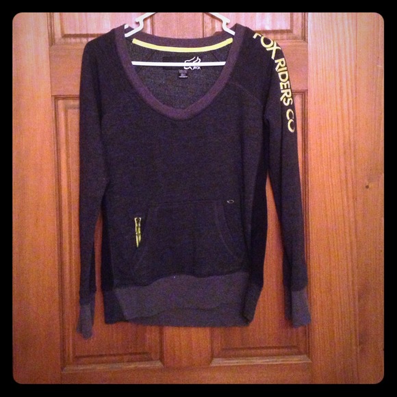 Fox racing pull over