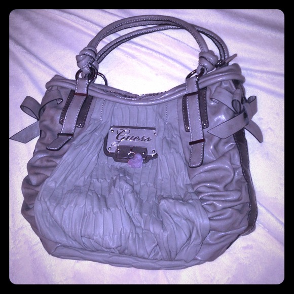 Gray Guess Purse with cute bows on sides