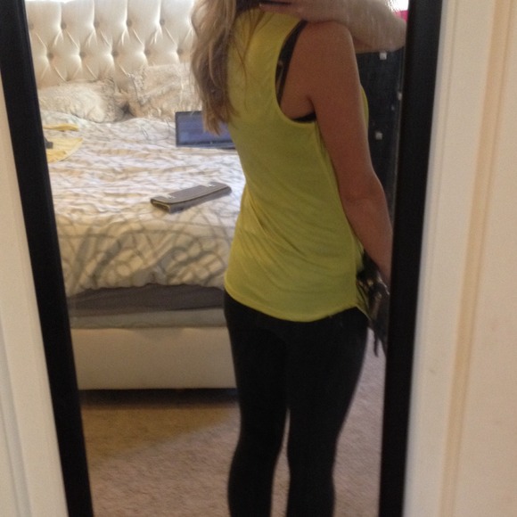 Gorgeous draped yellow tank - Picture 2 of 2