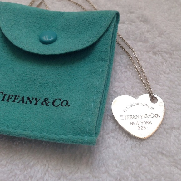 Authentic Tiffany & Co. heart necklace 💠💙