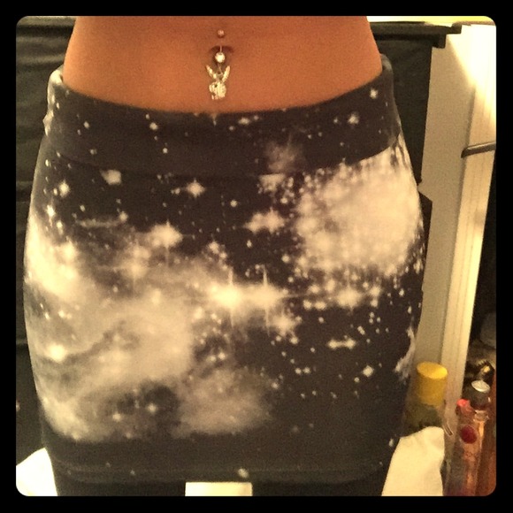 Comfy Galaxy skirt! Super cute! Black and white.