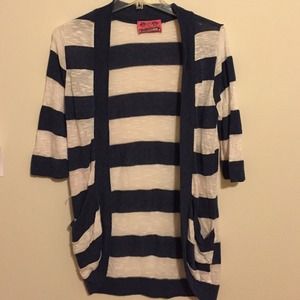 Blue and white stripped open sweater with pockets