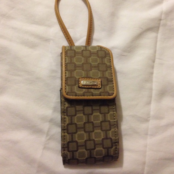 Nine West wallet