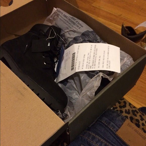 All black tims