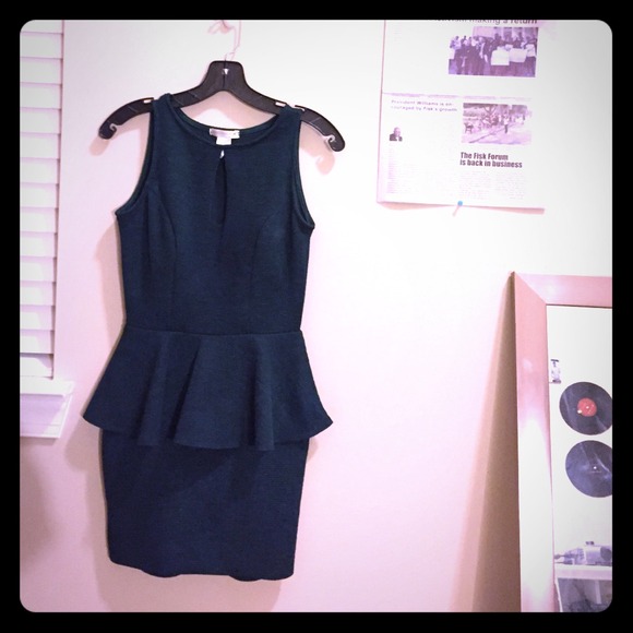Green Peplum Dress - Picture 1 of 4