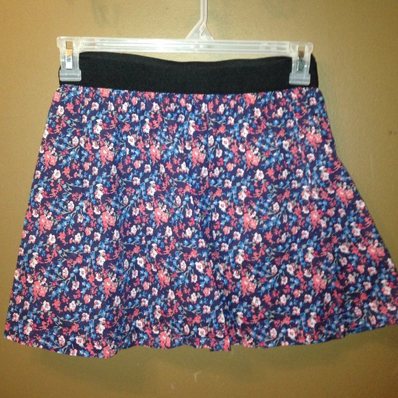 Old navy skirt