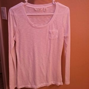 White t shirt long sleeve