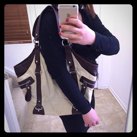 CANVAS TOTE WITH LEATHER STRAPS