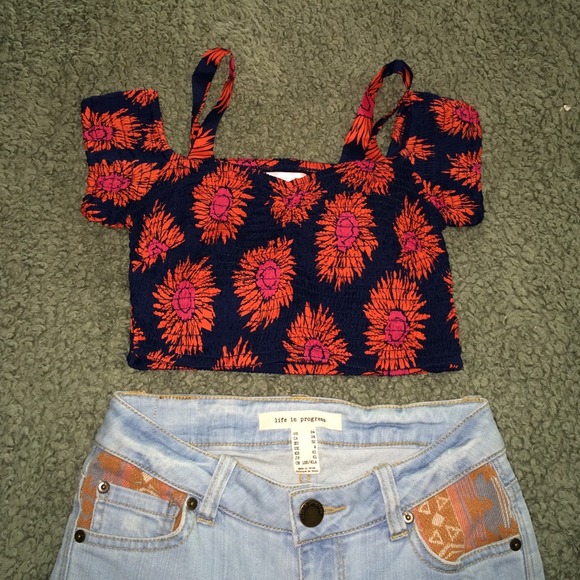 Sunflower crop top SOLD IN A BUNDLE