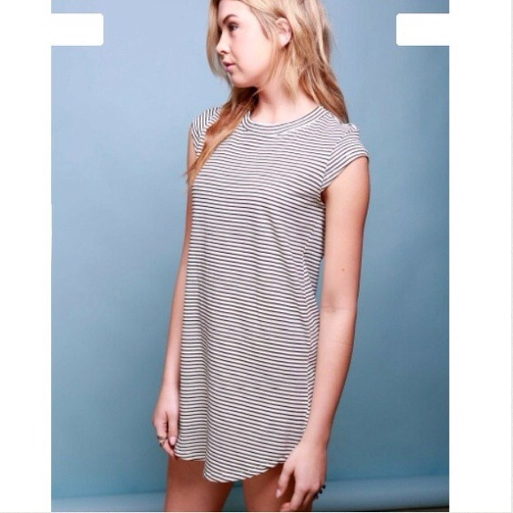 SOLD OUT- h o s t p i c k ➳ Striped T-Shirt Dress - Picture 3 of 4