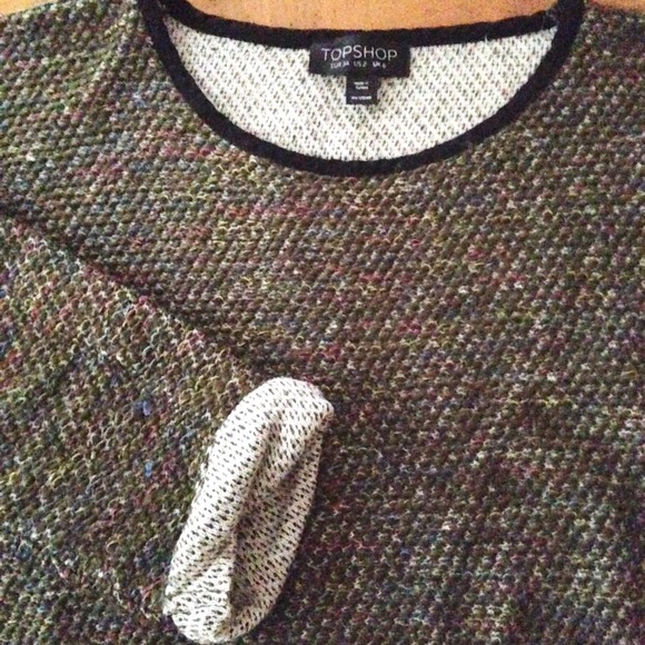 TOPSHOP 3/4 olive rainbow hi-lo cut sweatshirt 🌿