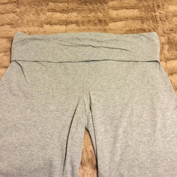 So Stretch Pants - Picture 2 of 3