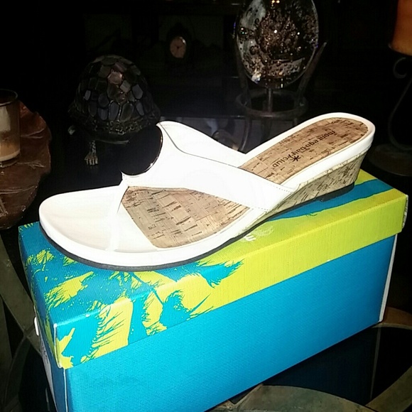 Montego Bay Sandals BRAND NEW!