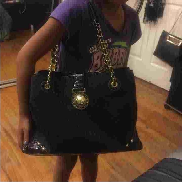 Sold🚫 - Picture 2 of 4