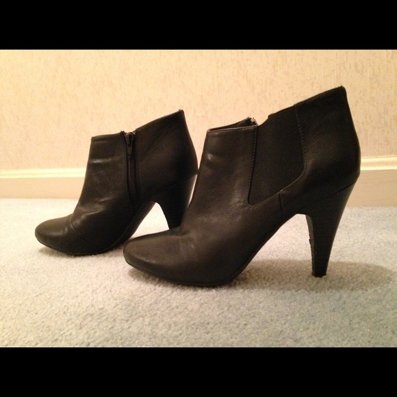 Black ankle boot