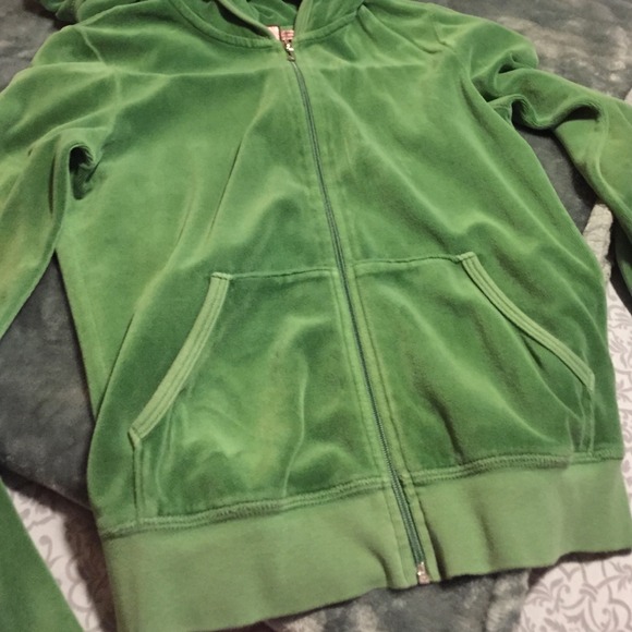 sweater - Picture 2 of 3