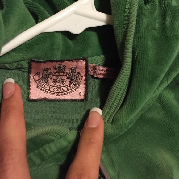 sweater - Picture 3 of 3