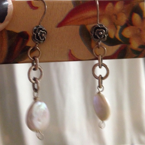 Dangle earrings.