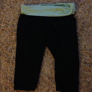 Victoria's Secret crop yogas