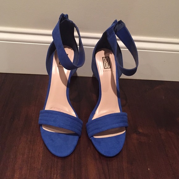 Signature Cobalt Blue Heels - Picture 2 of 4