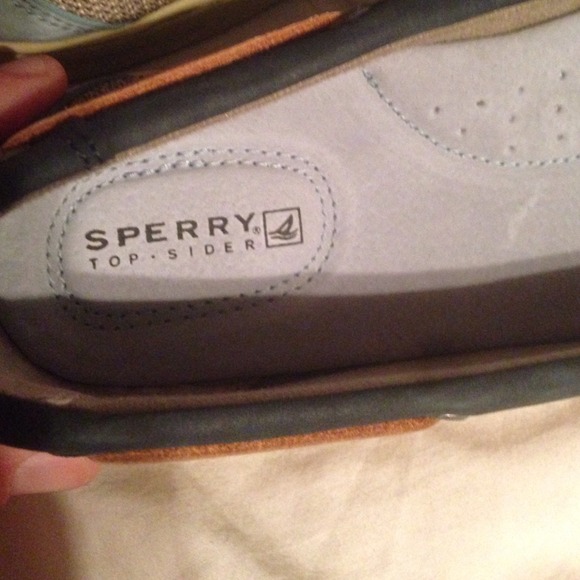Sperrys top sides size 10 - Picture 3 of 3